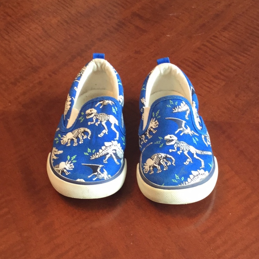 Gap toddler dinosaur shoes slip on